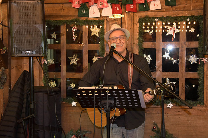 Live-Musik im Haus des Nikolaus (@Foto: Ingrid Grossmann)